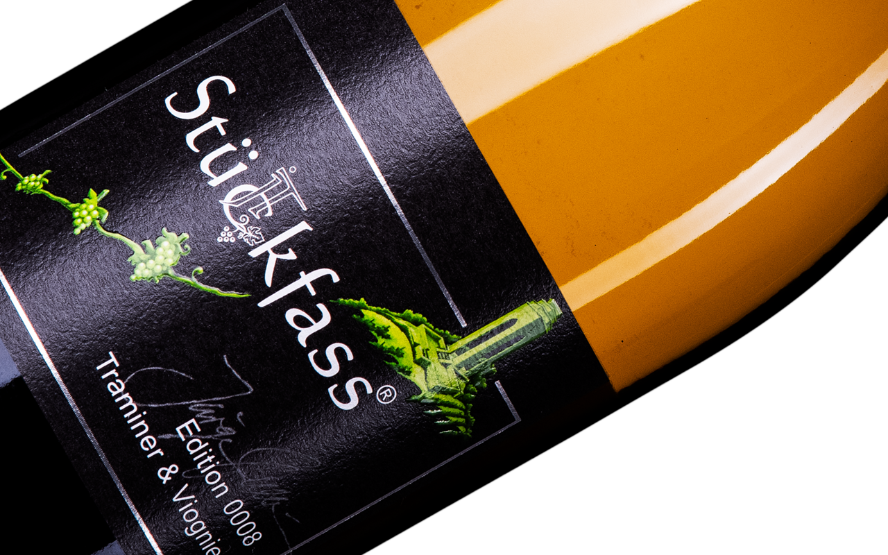 JTC Stückfass 2019 Traminer & Viognier Bio, Weißwein, Gipskeuper - Zimmerle, Remstal, Deutschland JTC Stückfass 2019 Traminer & Viognier Bio, Weißwein, Gipskeuper - Zimmerle, Remstal, Deutschland