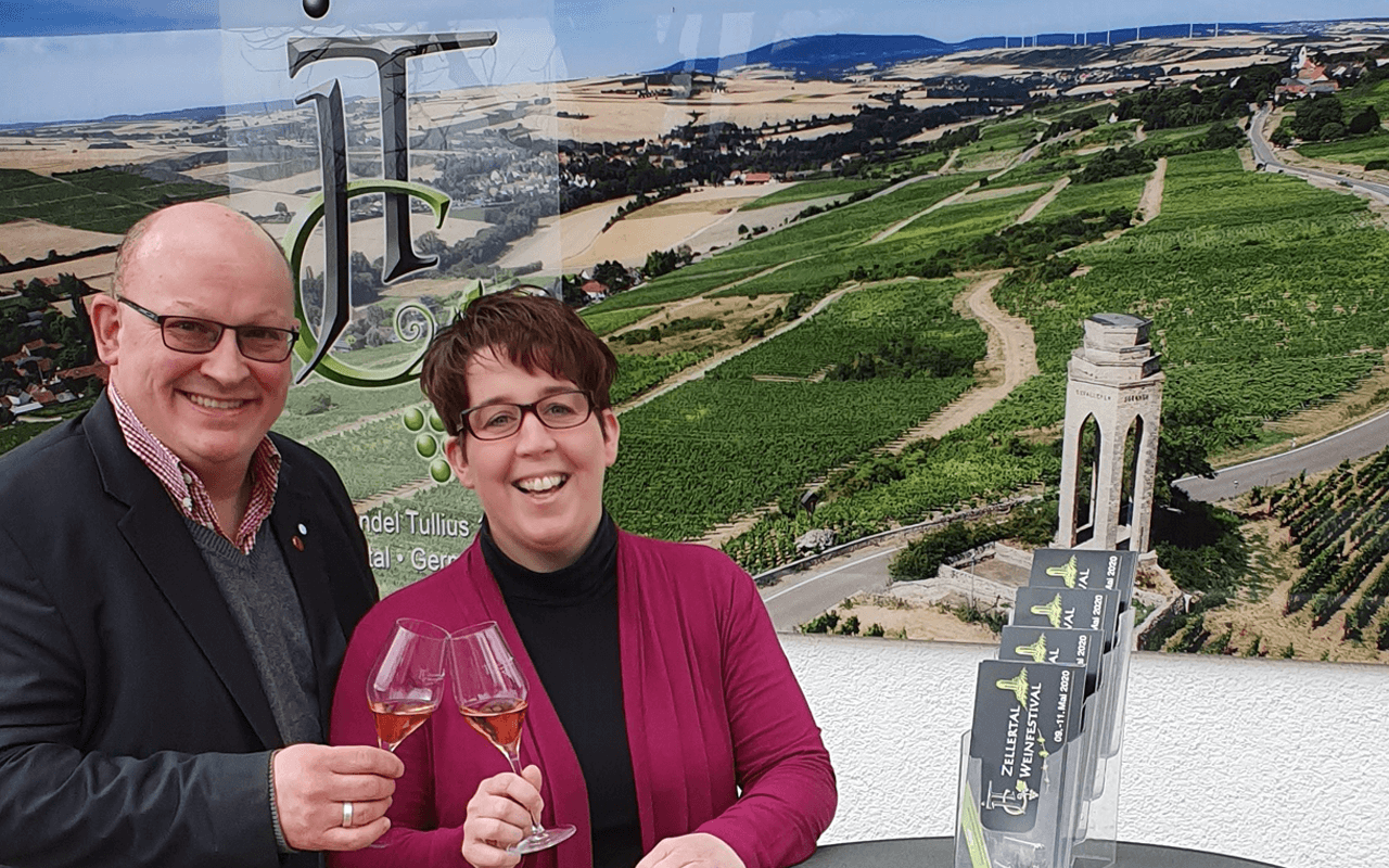 Sparbox "11 plus 1" mit Cahors Weißwein autochton, Frankreich zum 333-jährigen Jubiläum